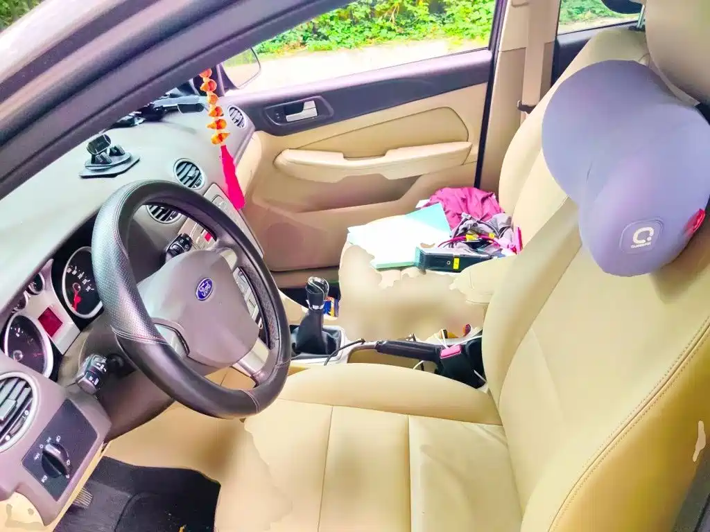Ford Focus — миниатюра 16