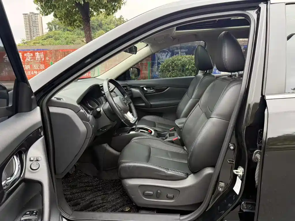 Nissan X-Trail — миниатюра 4