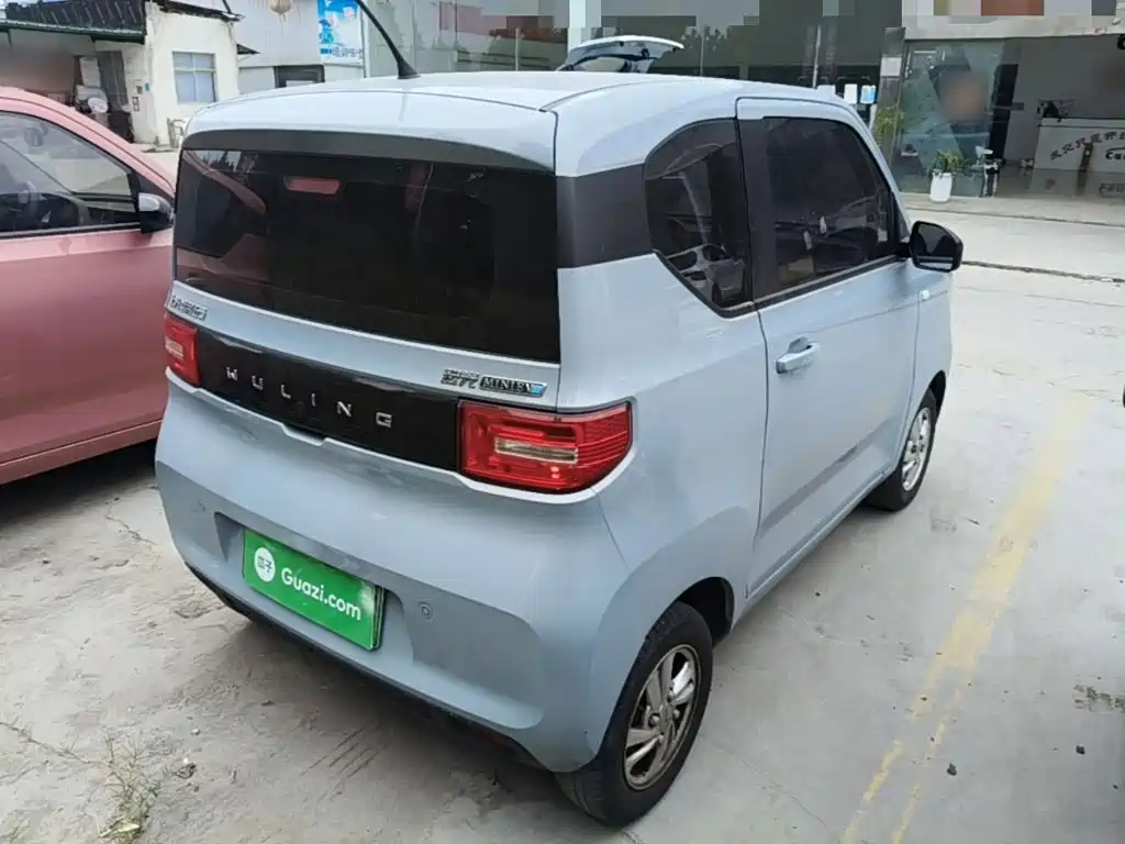 Wuling MINIEV — миниатюра 7