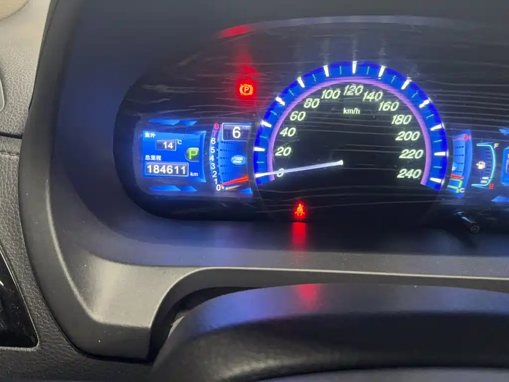 BYD S7 — миниатюра 11