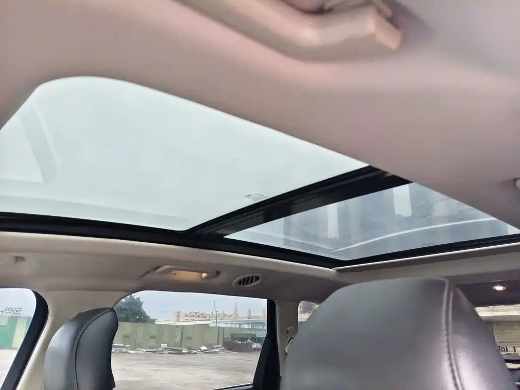 Ford Edge — миниатюра 19