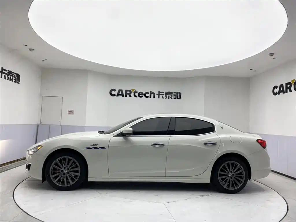 Maserati Ghibli 2022 2.0T GT