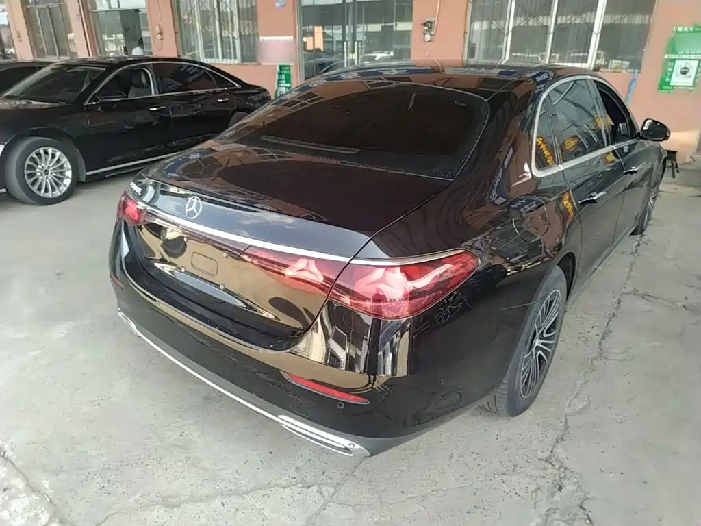 Mercedes-Benz E-Class E 2024 E 260 L