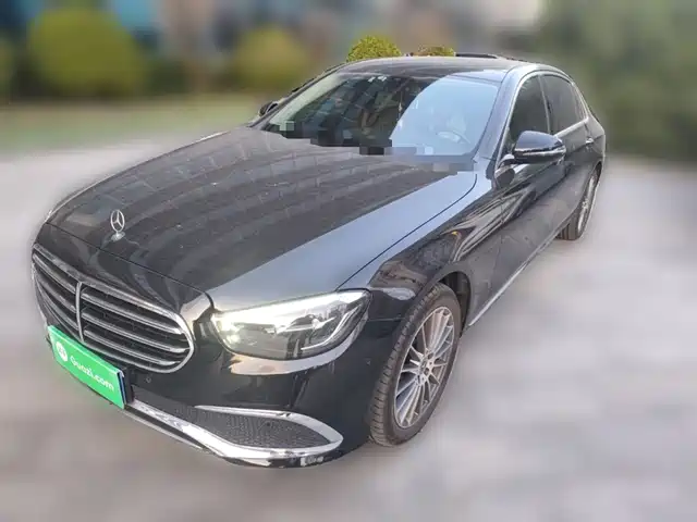 MERCEDES BENZ E CLASS 2022