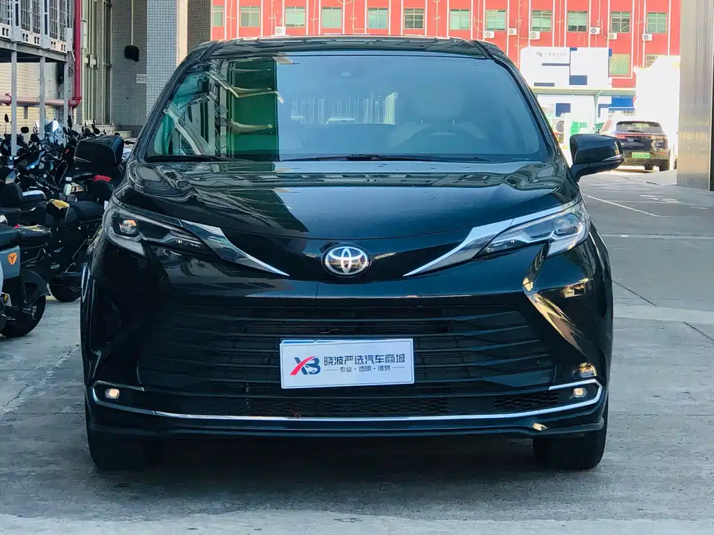Toyota Sienna 2026 2.5L Comfort