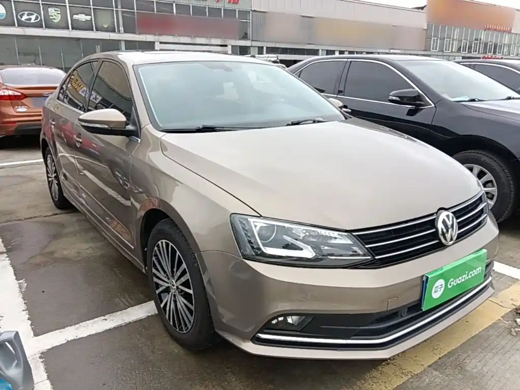 Volkswagen Sagitar — миниатюра 4