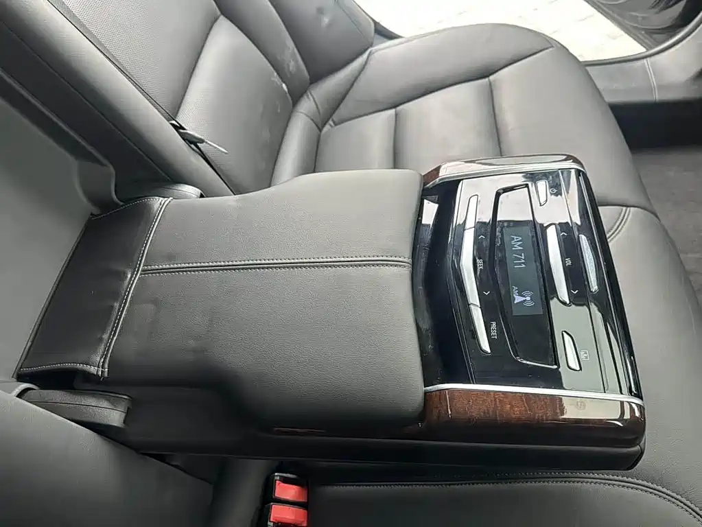 Cadillac XTS — миниатюра 21