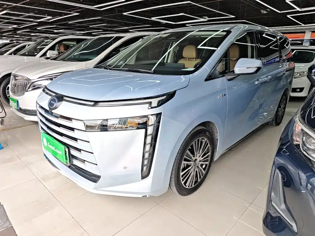 GAC Motor Trumpchi E8 PHEV