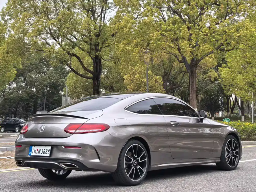 MERCEDES-BENZ C CLASS