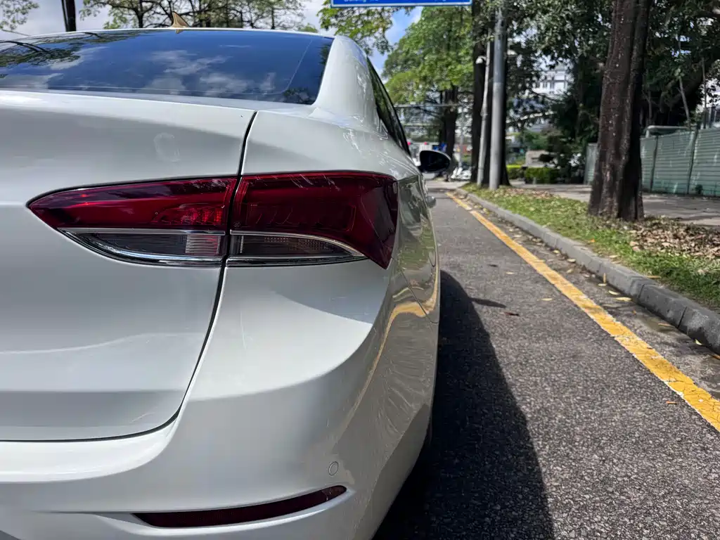Buick Excelle 2021 1.5L AT Elite