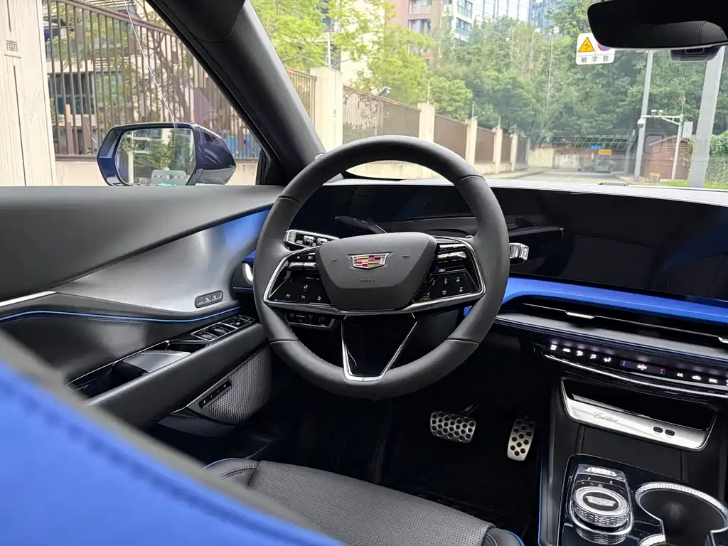 Cadillac GT4 — миниатюра 19