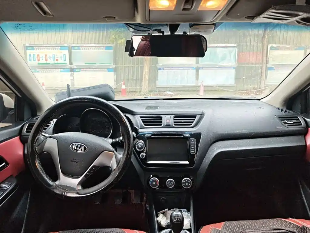 Kia K2 — миниатюра 10