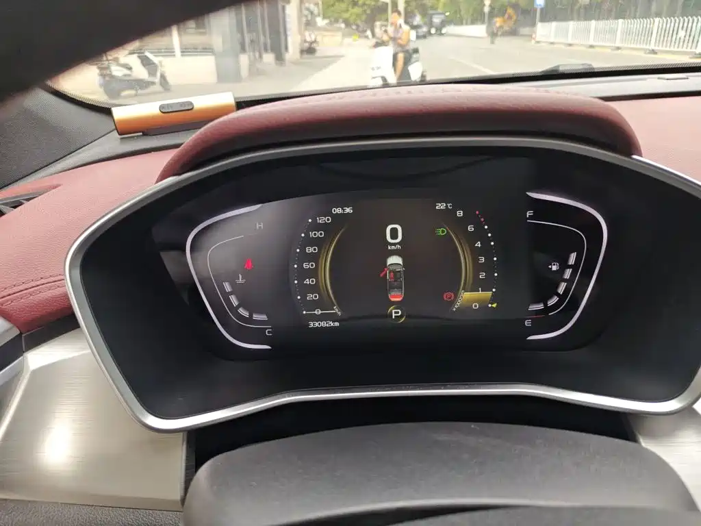 Geely Binyue — миниатюра 7