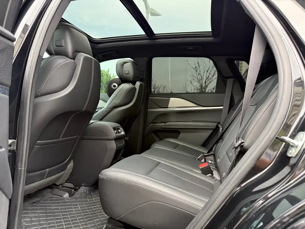 Cadillac XT5 — миниатюра 7