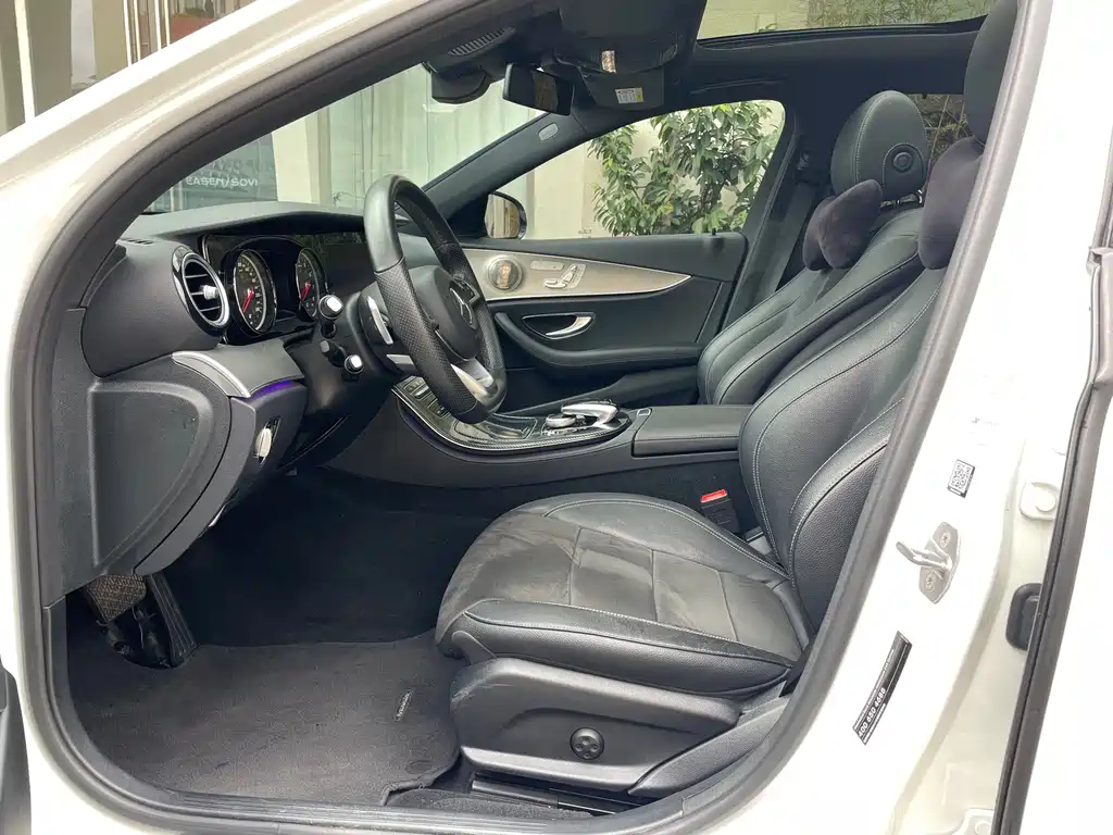 Mercedes-Benz E-Class — миниатюра 4