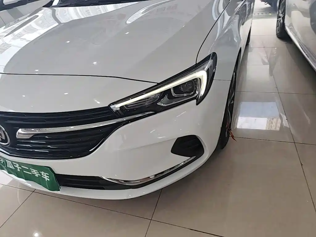 Buick Verano — миниатюра 24