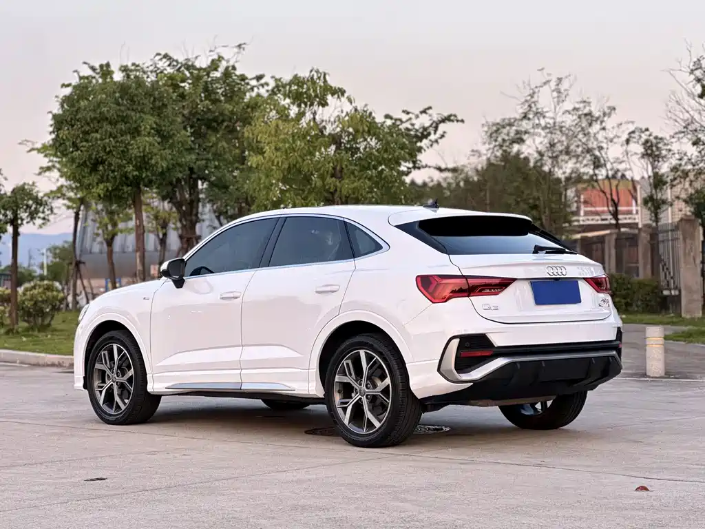 Audi Q3 Sportback — миниатюра 6