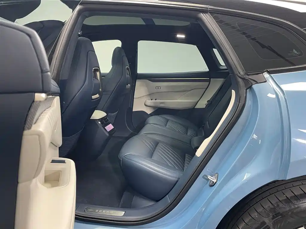 ZEEKR EXTREME KRYPTON 001