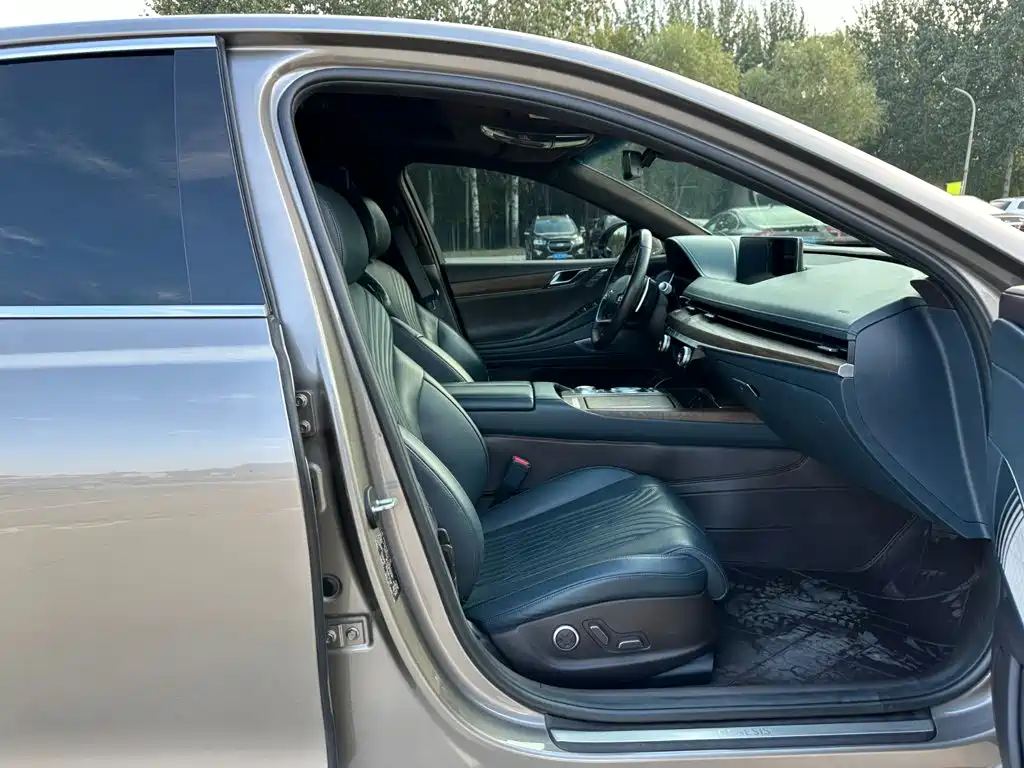 Genesis G80 — миниатюра 17