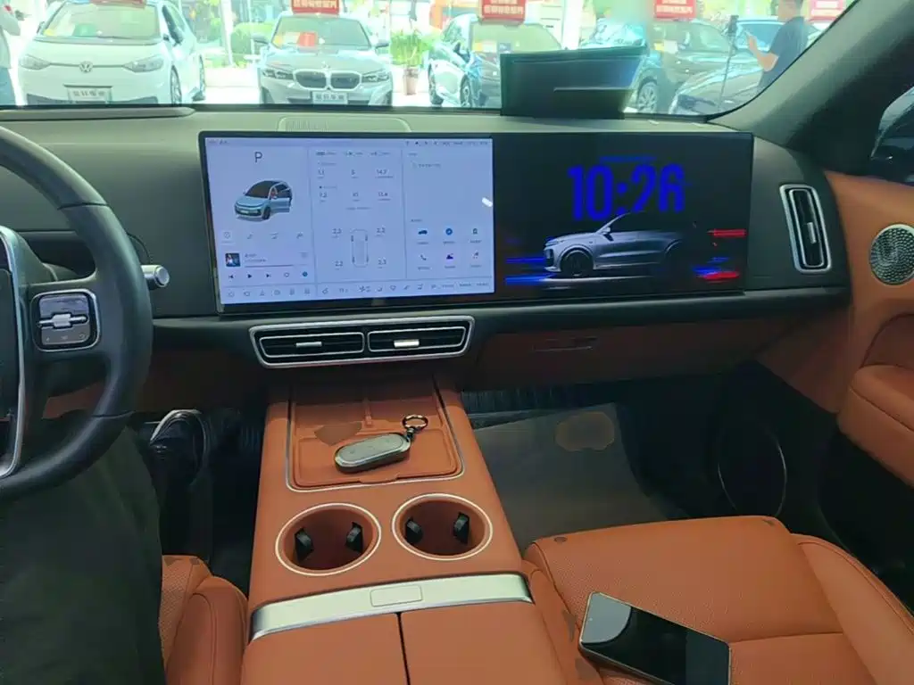 Li Auto Li L6 — миниатюра 10