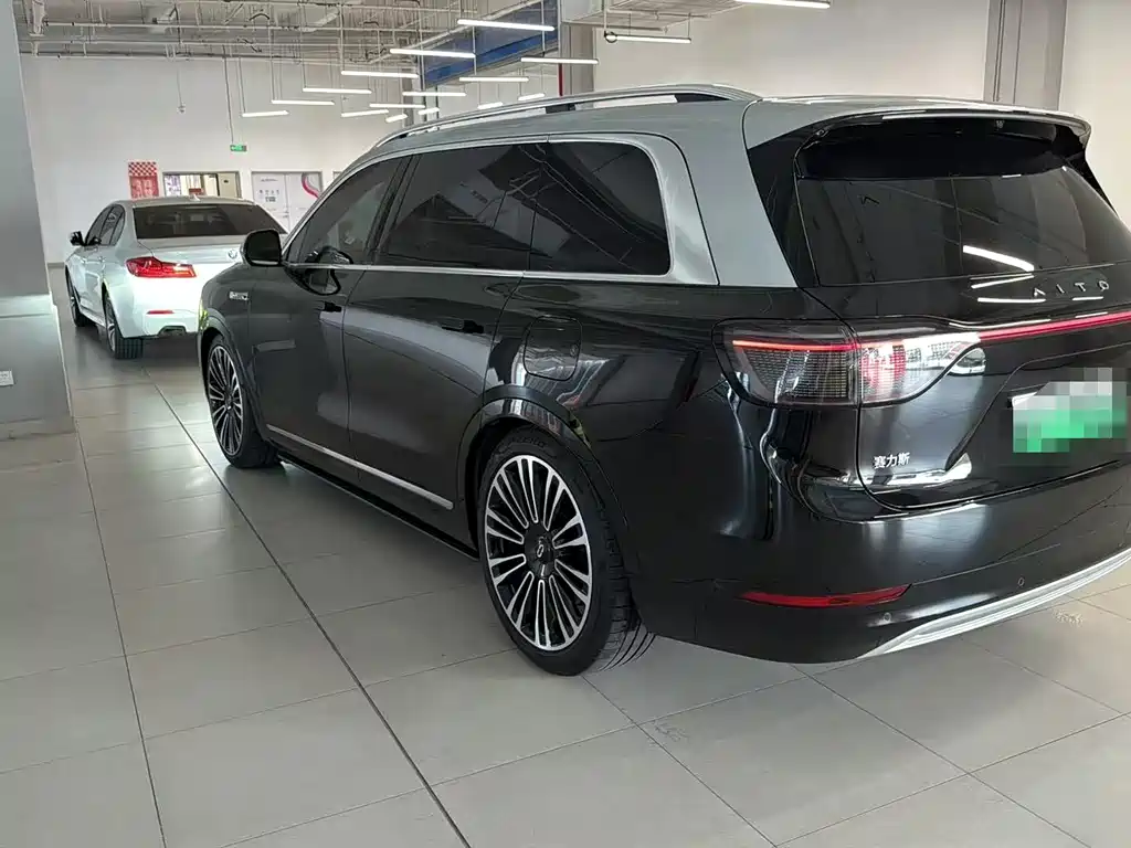 Aito M9 2024 Ultra 52kWh 6 мест