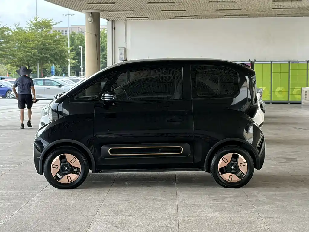 Baojun KiWi EV — миниатюра 4