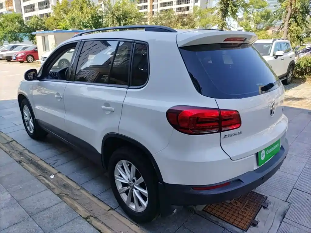 Volkswagen Tiguan — миниатюра 5