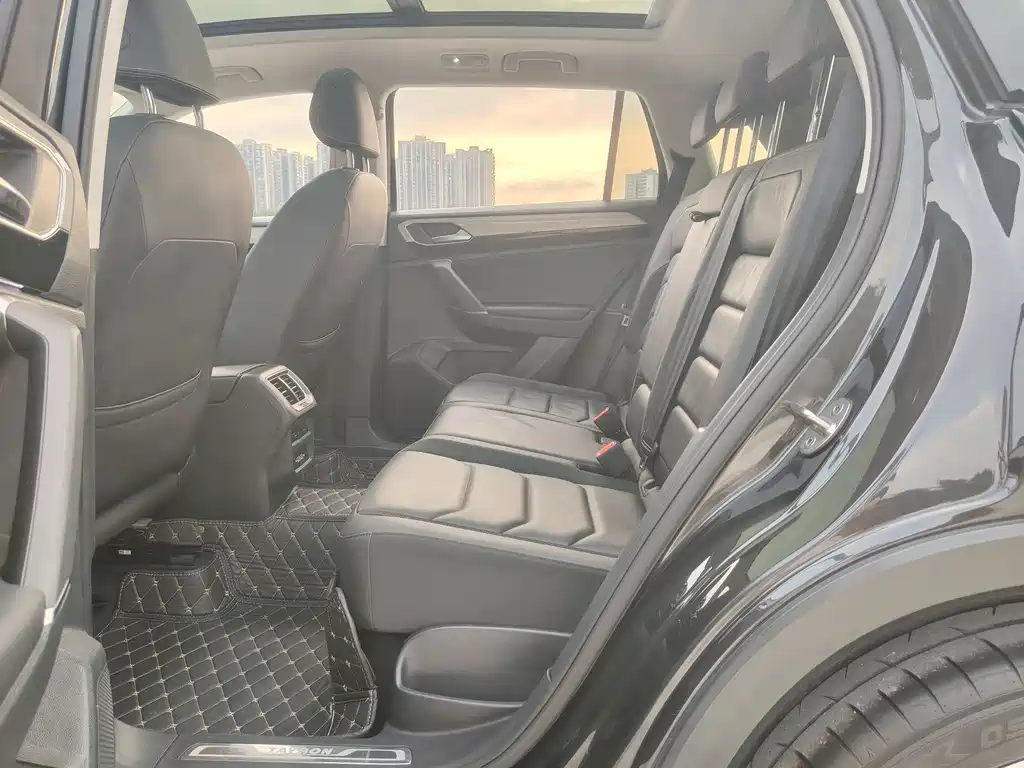 Volkswagen Tayron 2019 330TSI Luxury VI