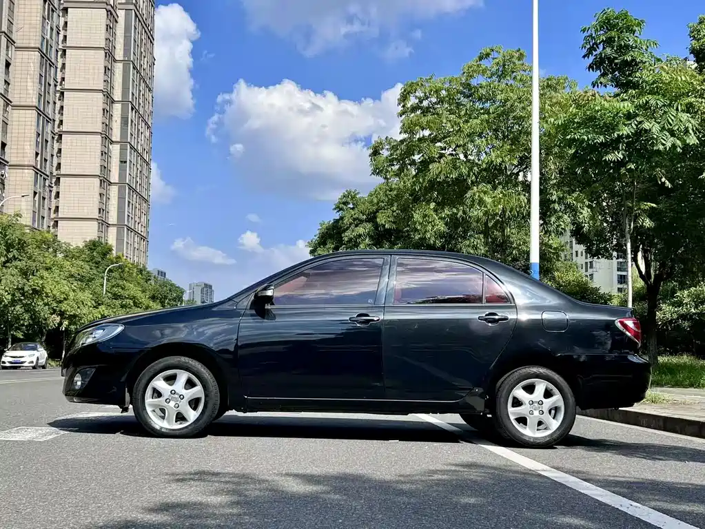Toyota Corolla — миниатюра 5