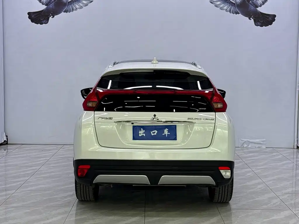 Mitsubishi Eclipse Cross — миниатюра 5