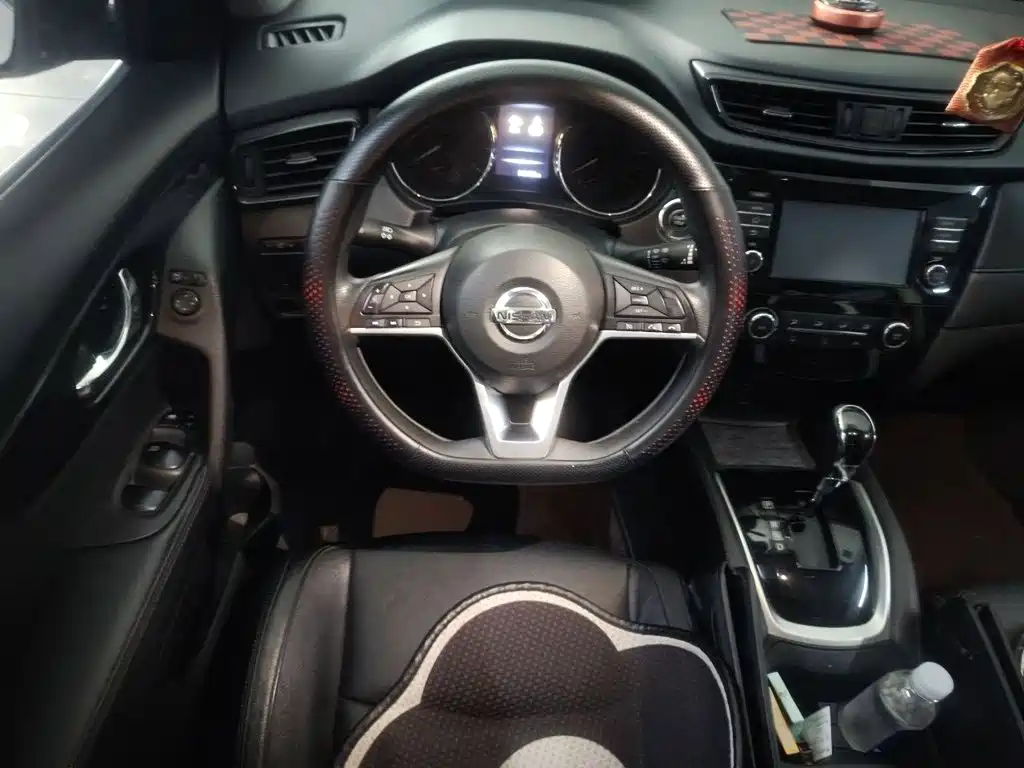 Nissan X-Trail — миниатюра 3