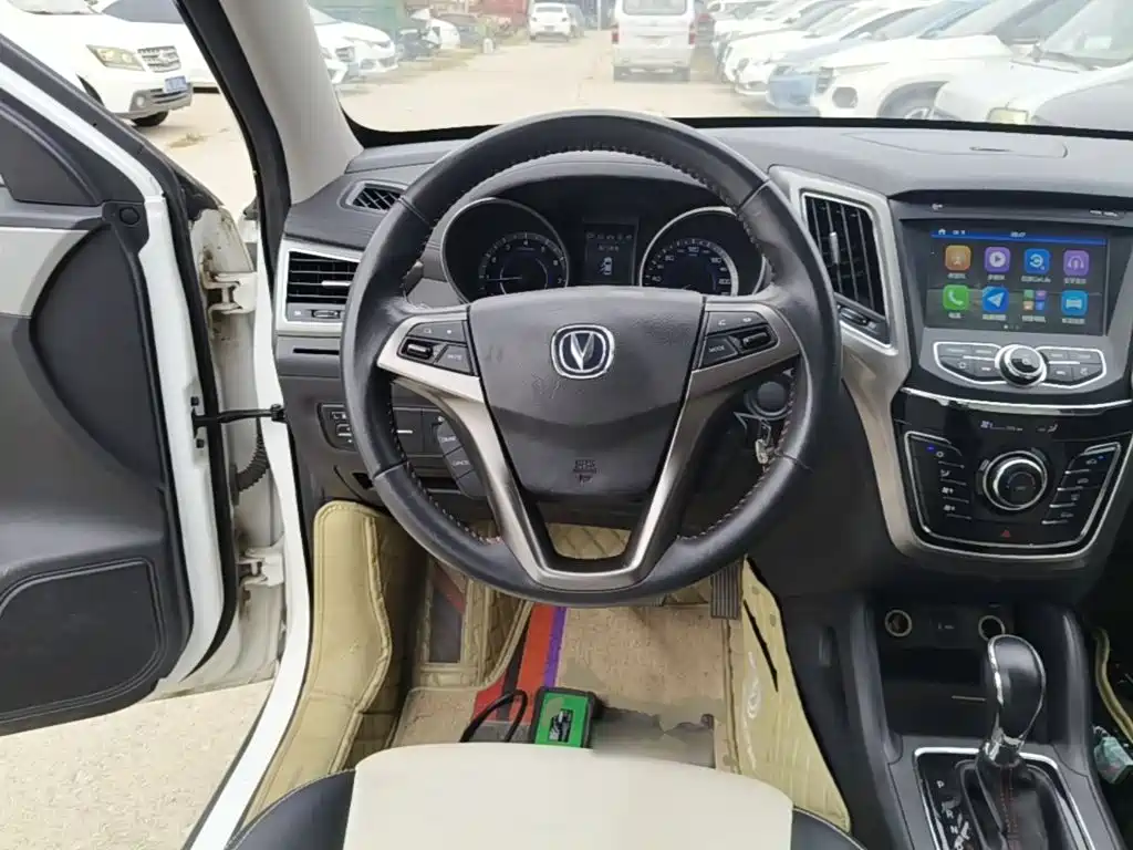 Changan CS35 — миниатюра 11