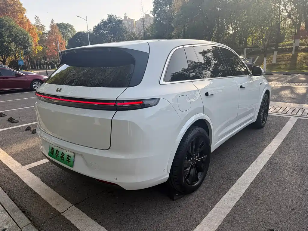 Li Auto IDEAL L7