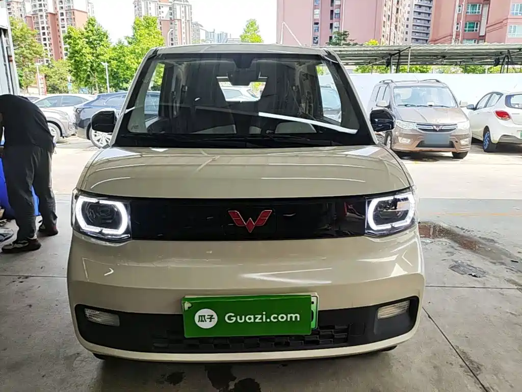 Wuling MINIEV — миниатюра 3