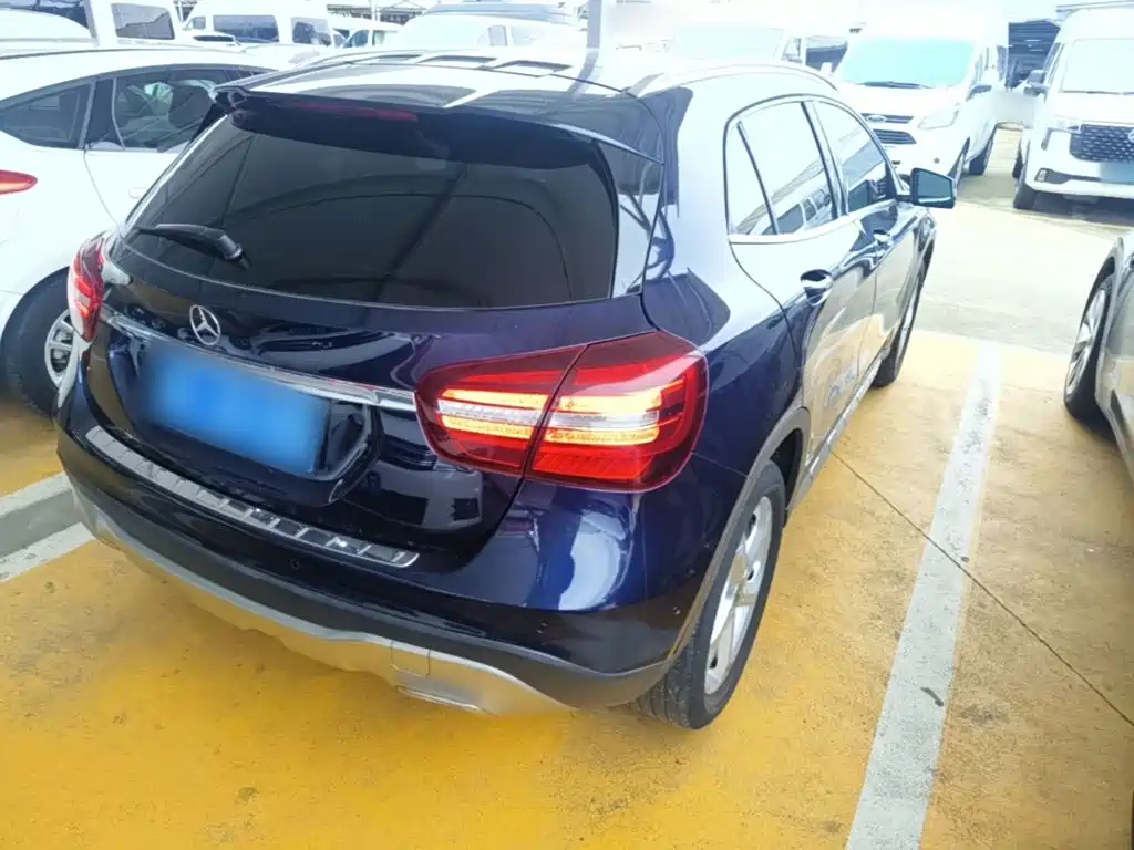 Mercedes-Benz GLA — миниатюра 7