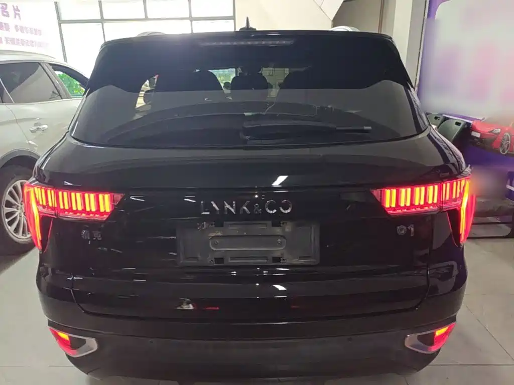Lynk & Co 01 — миниатюра 6