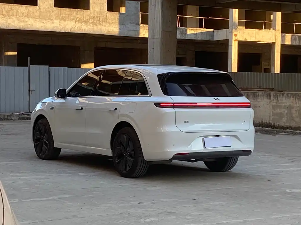 Li Auto L6 2024 Pro