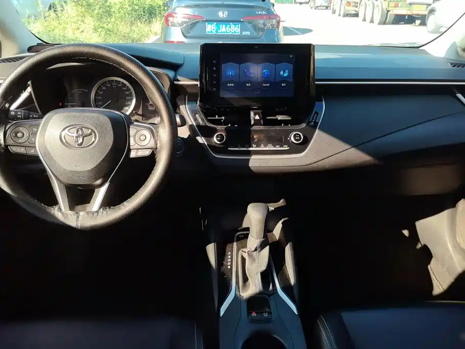 Toyota Corolla — миниатюра 12