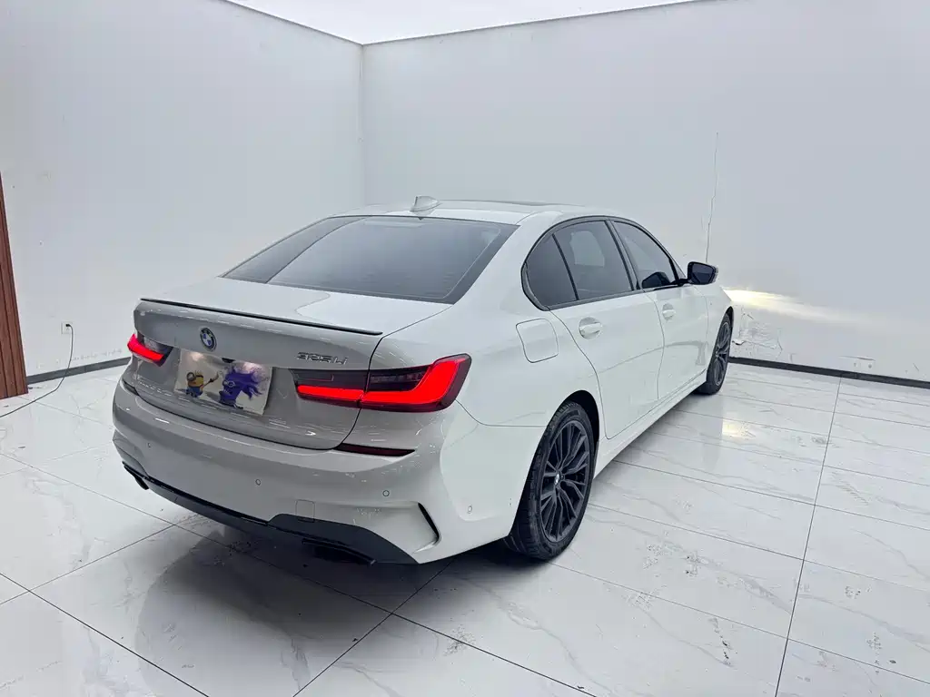 BMW 3 Series — миниатюра 13