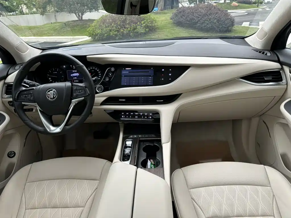 Buick Enclave — миниатюра 8