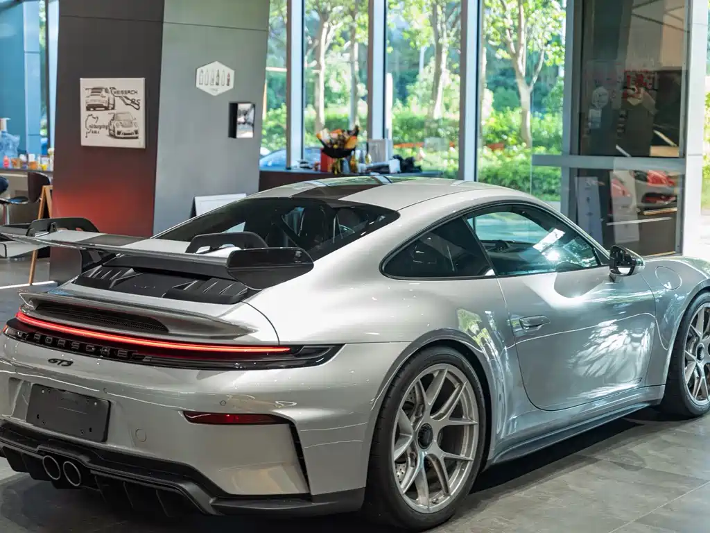 Porsche 911 2025 GT3 4.0L