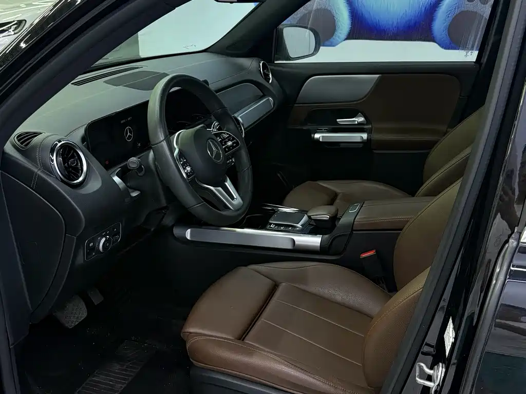 Mercedes-Benz GLB — миниатюра 7