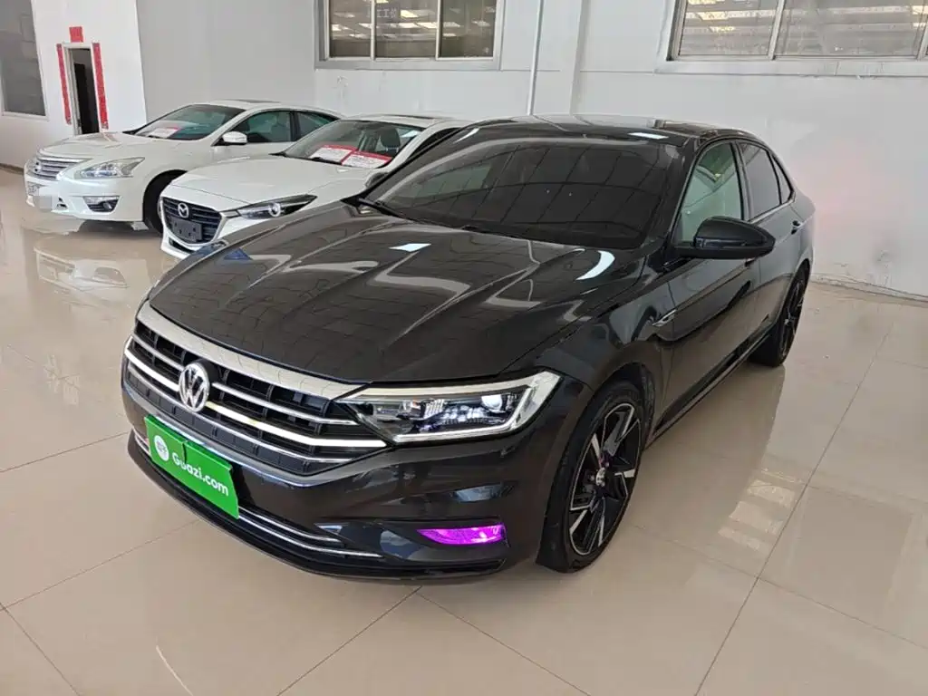 Volkswagen Sagitar — миниатюра 2