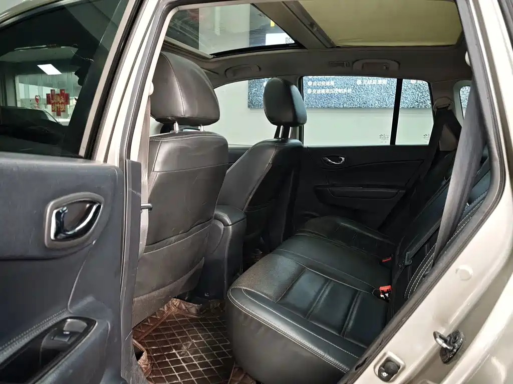 Renault Koleos (Import) — миниатюра 11