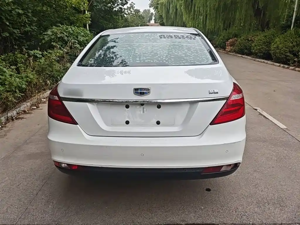 Geely Emgrand — миниатюра 4