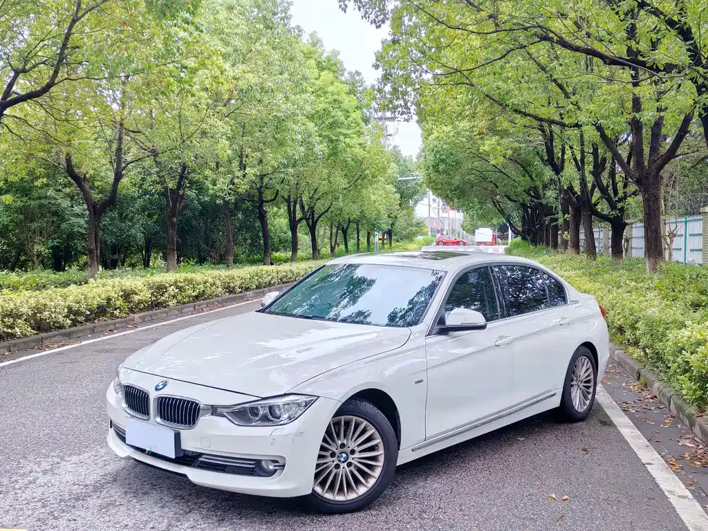 BMW 3 Series — миниатюра 3