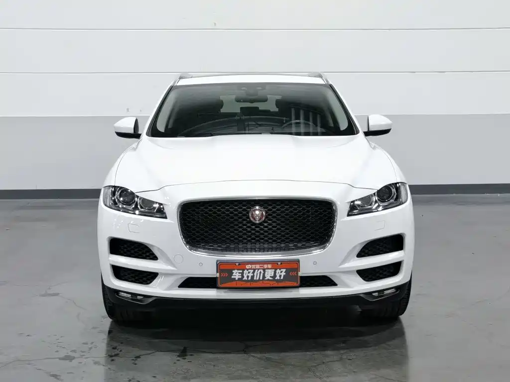 Jaguar F-PACE — миниатюра 3