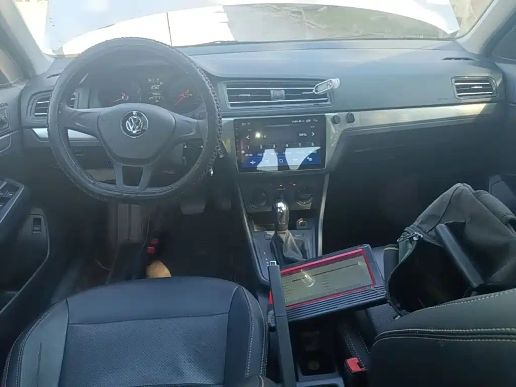 Volkswagen Lavida — миниатюра 10