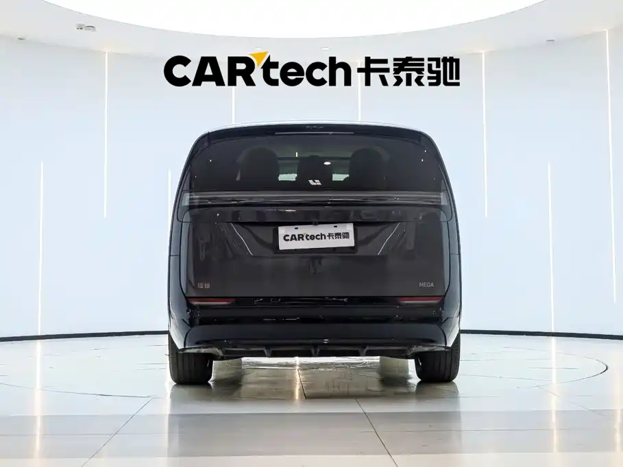 Li Auto Li MEGA — миниатюра 2
