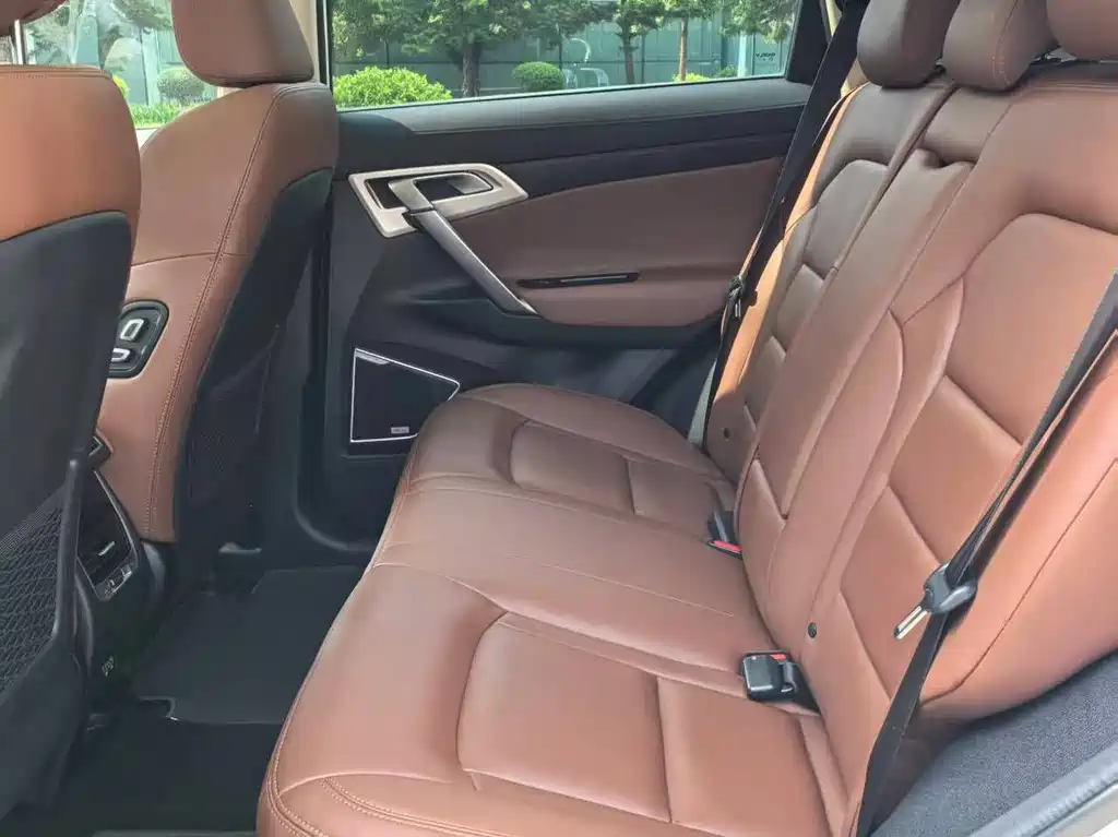 GEELY AUTOMOBILE BOYUE